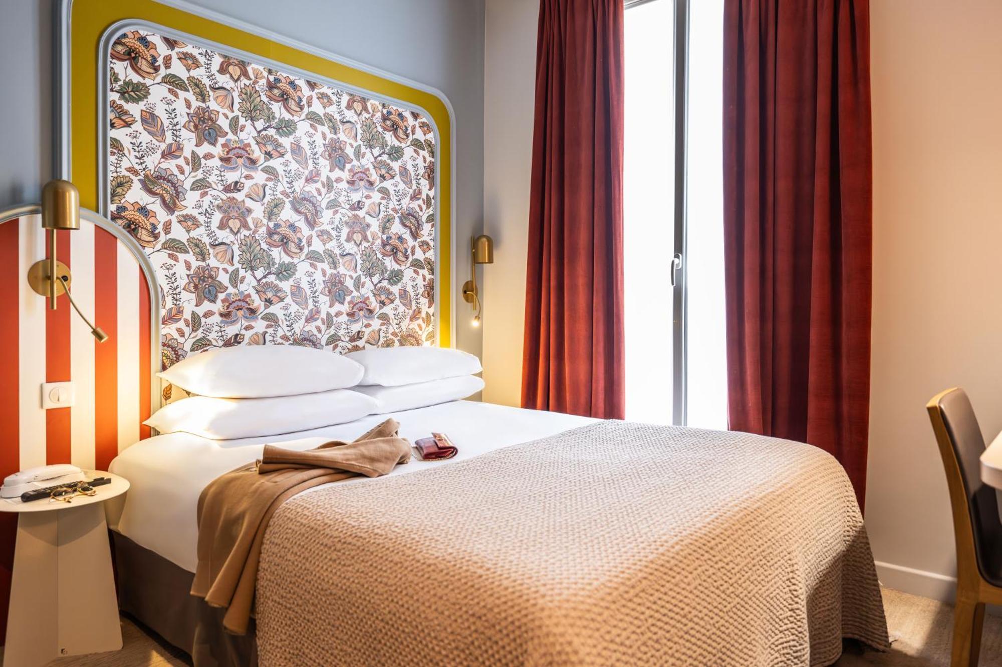 Mercure Paris Notre Dame Saint Germain Des Pres Exterior photo