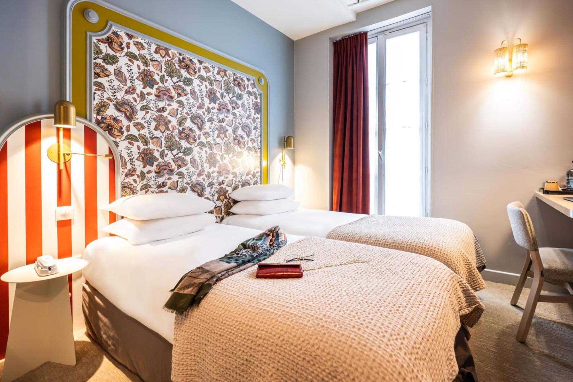 Mercure Paris Notre Dame Saint Germain Des Pres Exterior photo