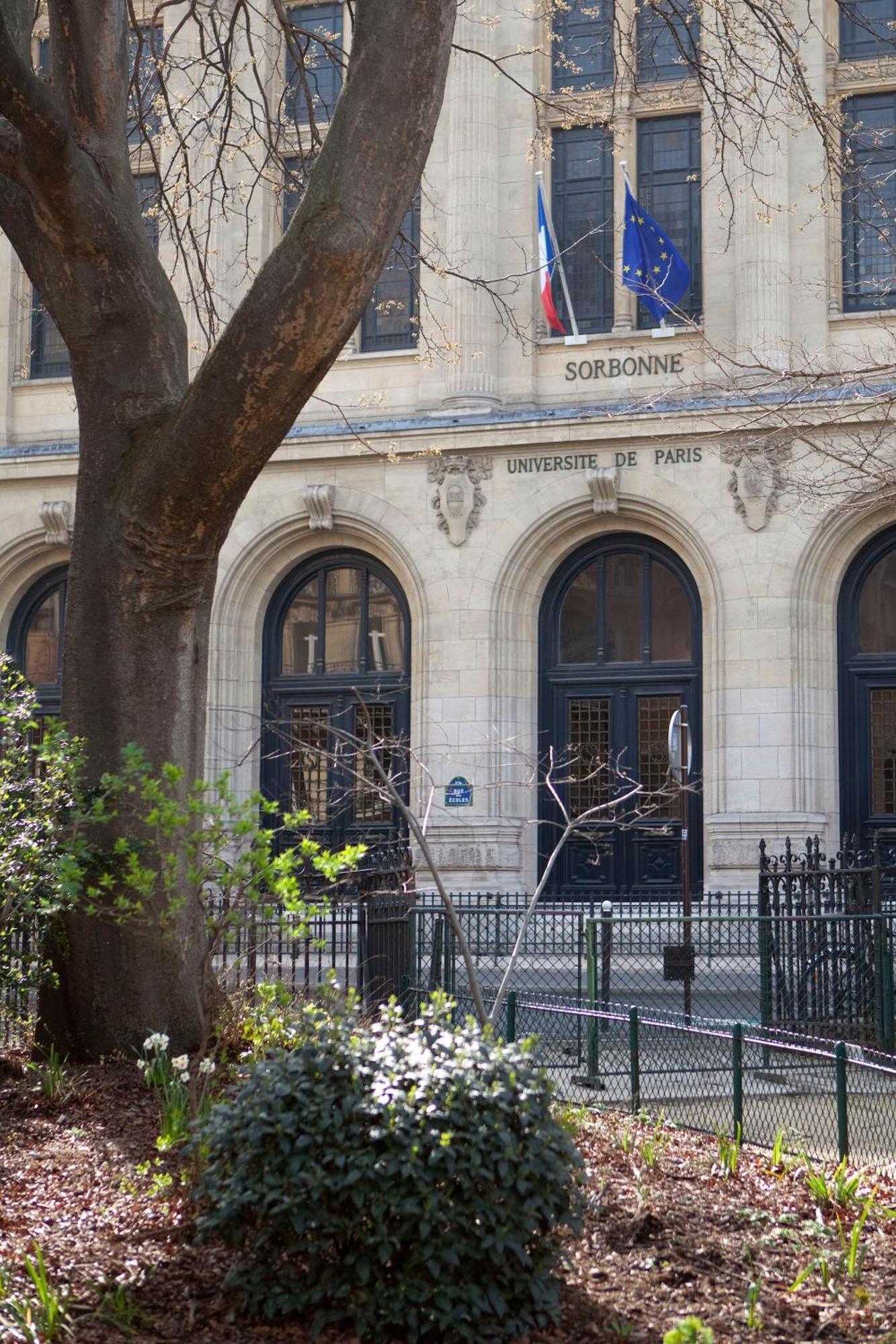 Mercure Paris Notre Dame Saint Germain Des Pres Hotel Exterior photo