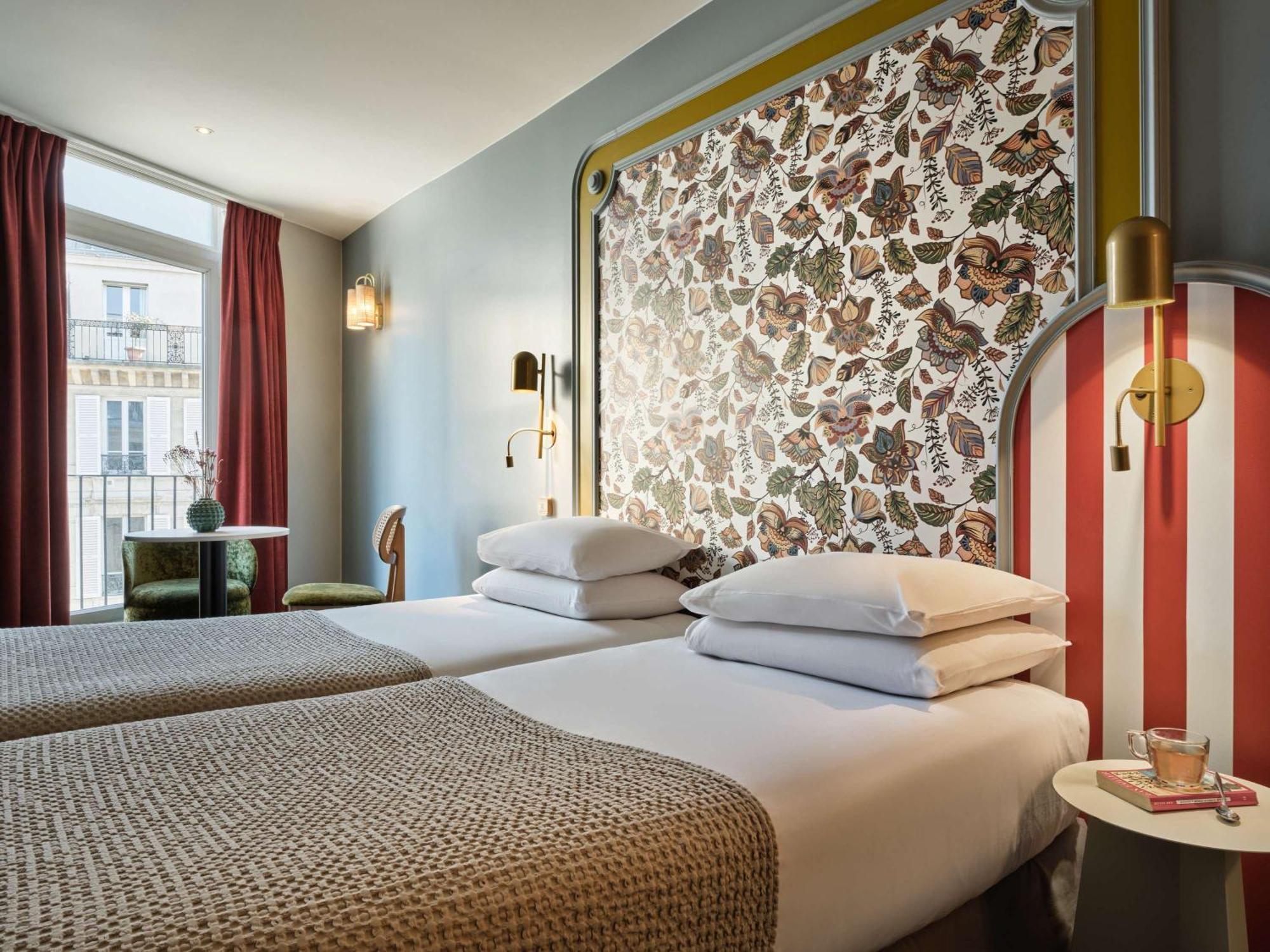 Mercure Paris Notre Dame Saint Germain Des Pres Exterior photo