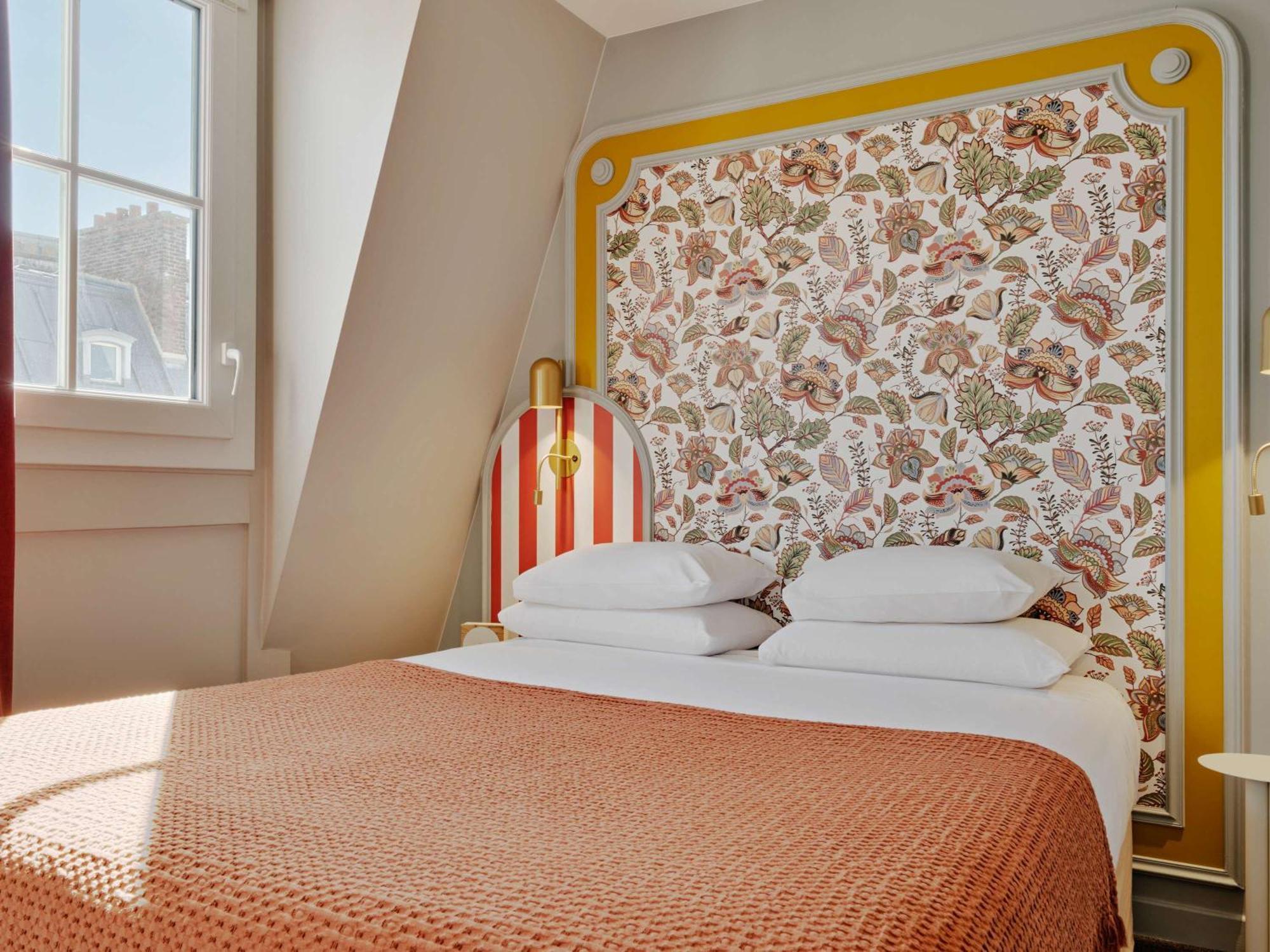 Mercure Paris Notre Dame Saint Germain Des Pres Exterior photo